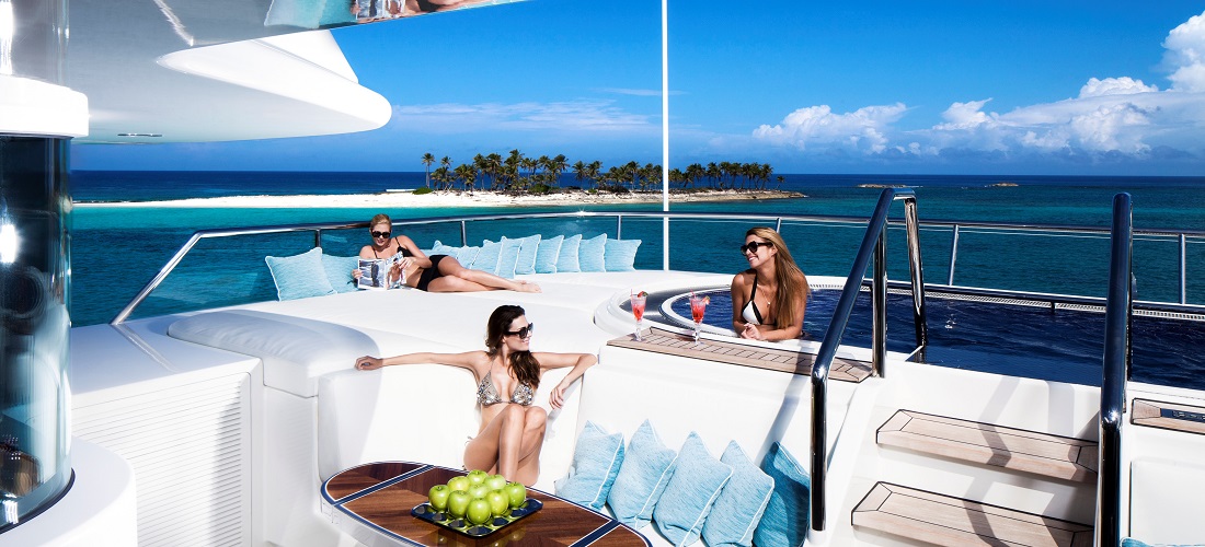 Mega Yacht LADY-S